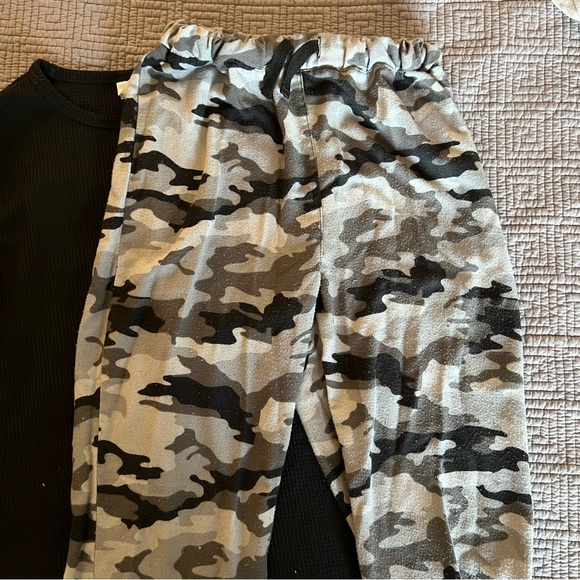 Tucker and Tate pajama set, youth 8-10 - Picture 6 of 6